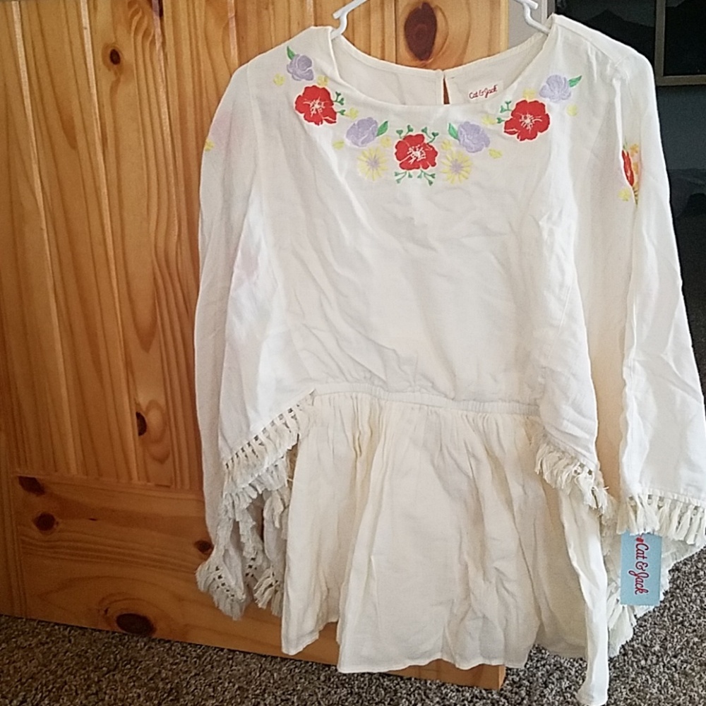 Cat & Jack embroidered top